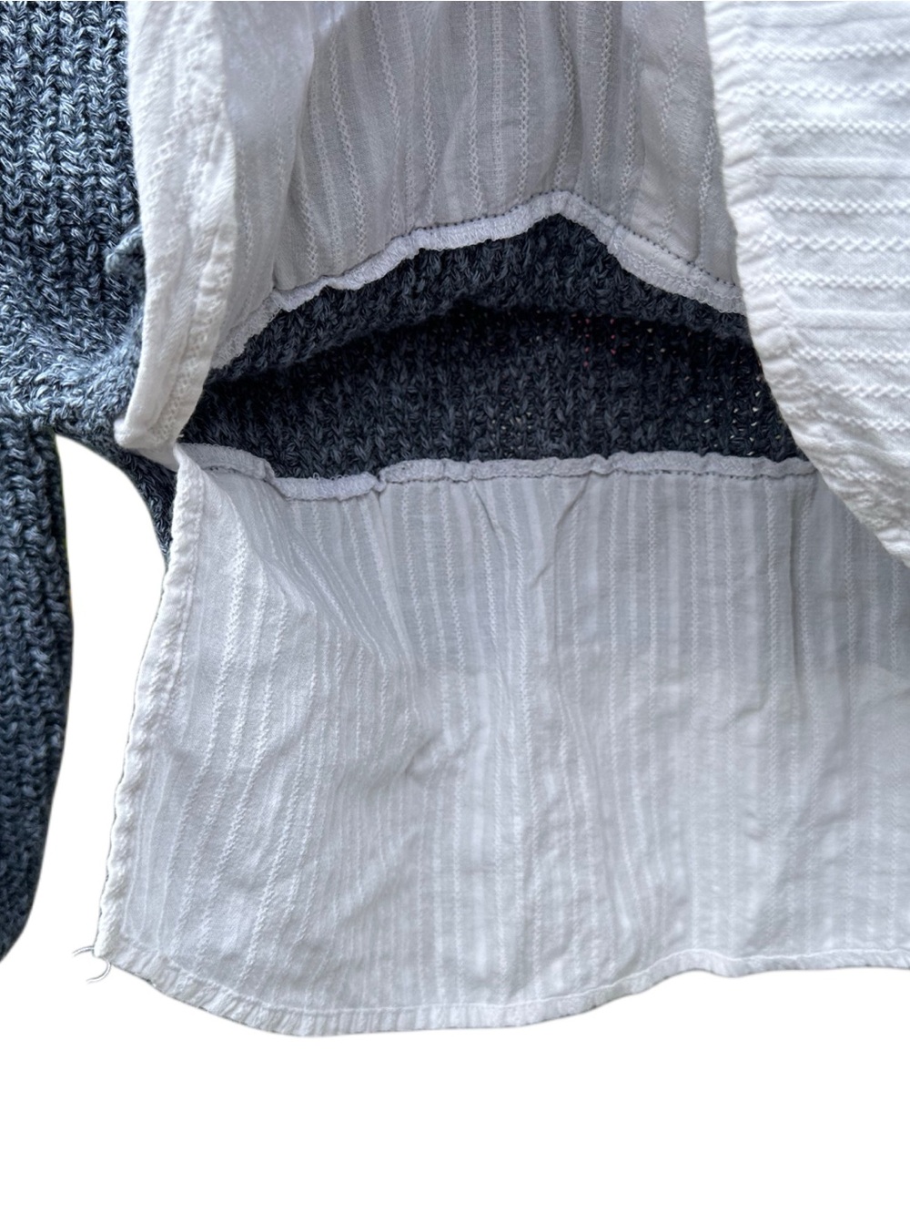 Abercrombie Kids Blue Layered Knit Sweater White Shirttail Hem Girls 15/16 - Picture 4 of 8